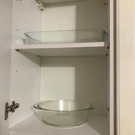 En Rez De Jardin En Bord De Avec Piscine Apartman *