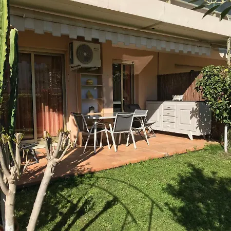 En Rez De Jardin En Bord De Avec Piscine Apartman Saint-Laurent-du-Var