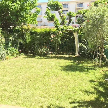 En Rez De Jardin En Bord De Avec Piscine Saint-Laurent-du-Var